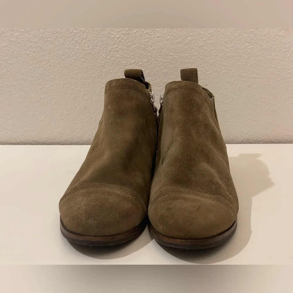 Tom’s Women’s Reese military‎ Olive Suede Boots Size 7.5